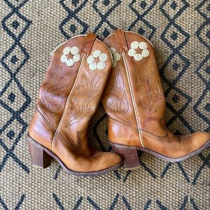 70s Vintage Acme Daisy Cowboy Boots